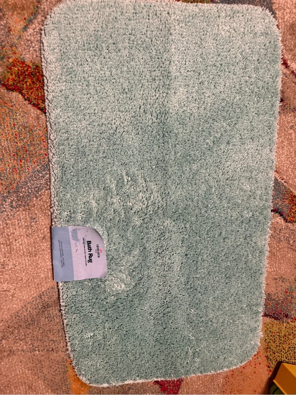 New - Bath mat Seafoam Green Mohawk brand - 23”x59”